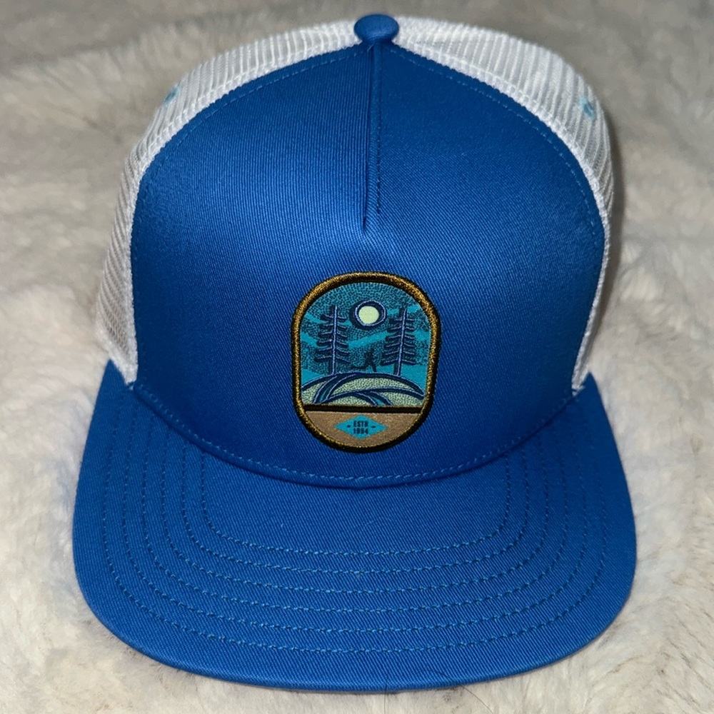 Smartwool ‘Rolling Trail’ Trucker Hat
 NWT (unisex)